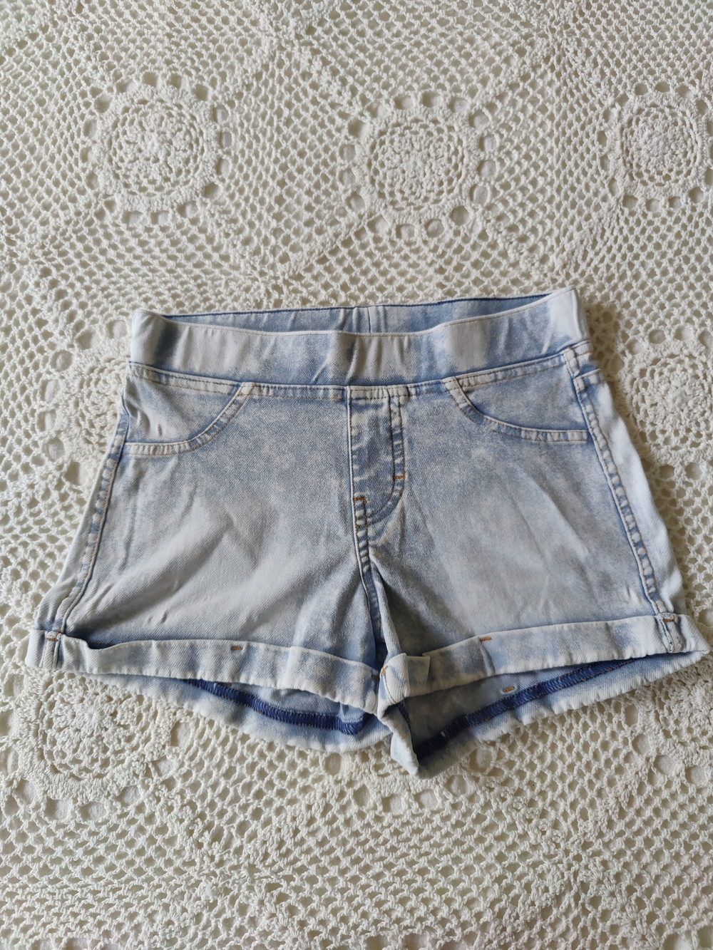 H&M Light Wash Denim Roll-Cut Stretchy Shorts